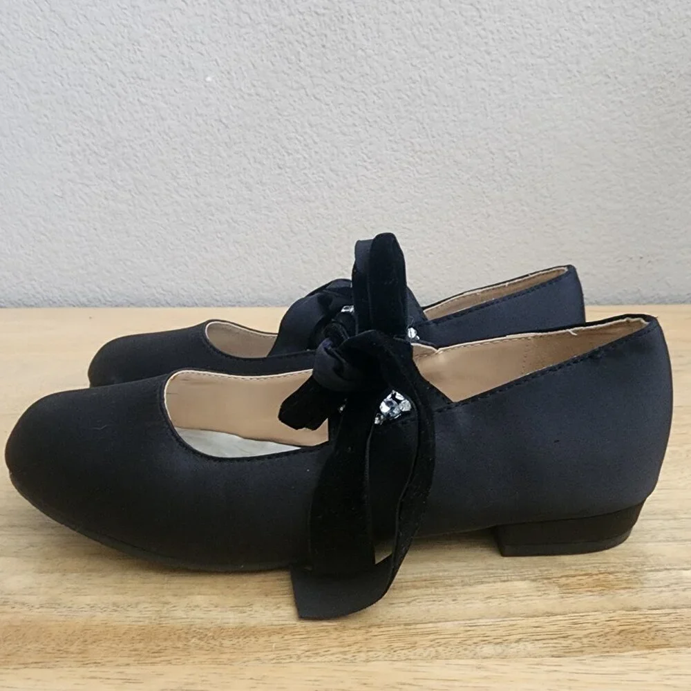 Badgley Mischka Girl Marina Grommet Satin Shoes Rhinestone Floral Black Size 3